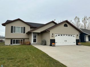 1204 11th Ave SE, Barnesville, MN 56514