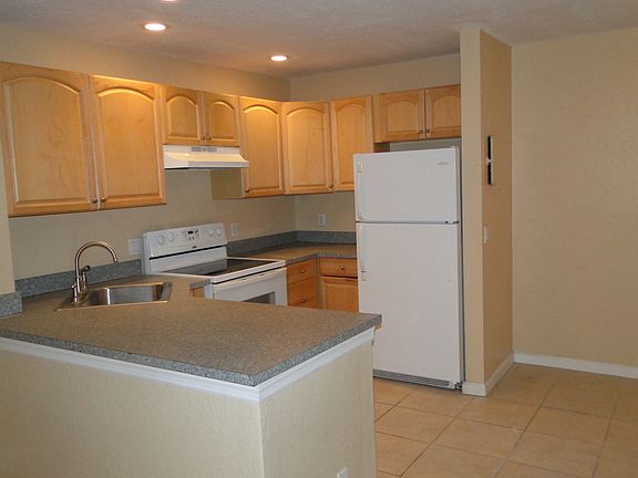 4th image of 10940 Royal Palm Blvd #10940
