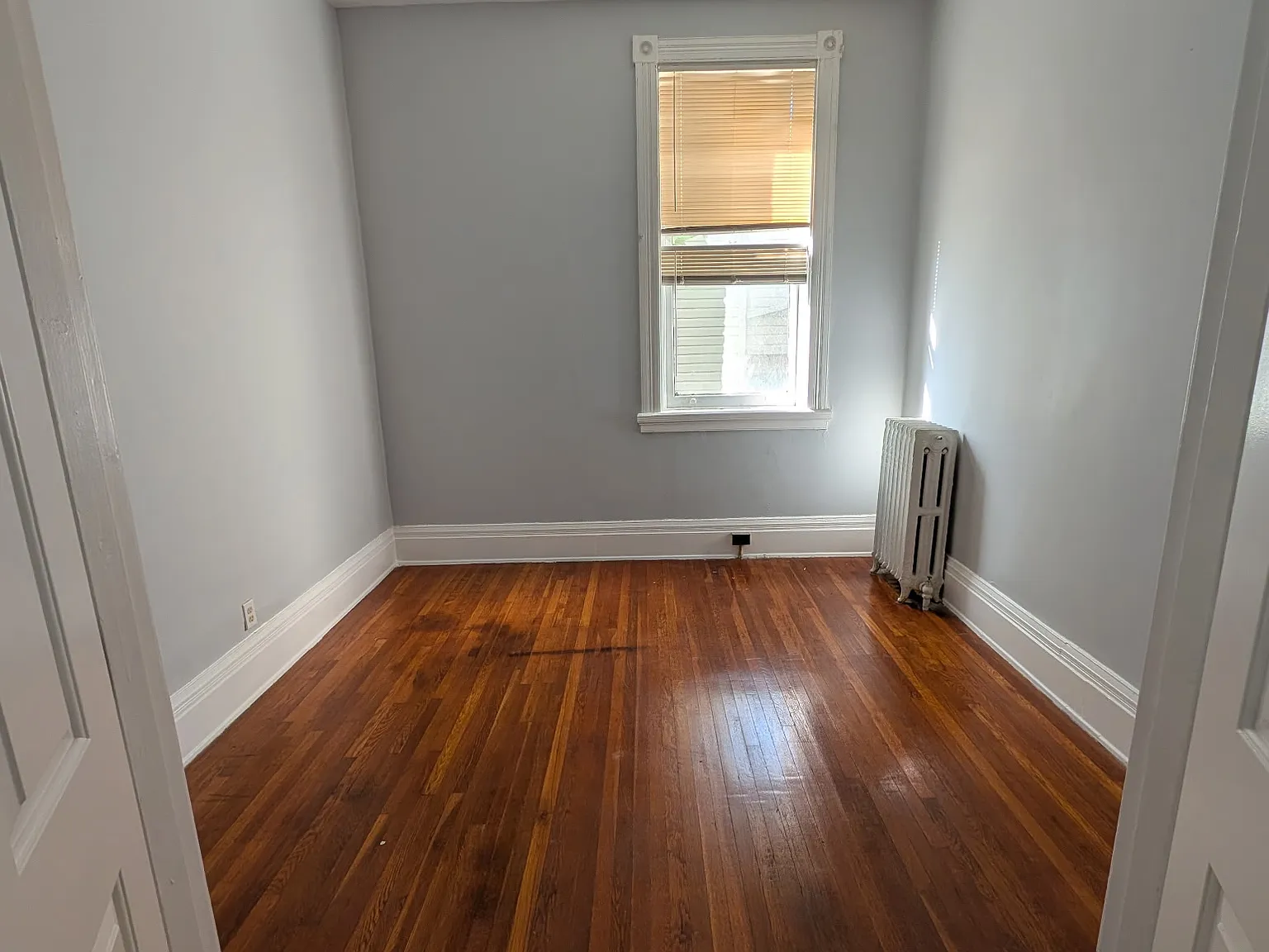 2 bed, 650 sqft, $1,250 — Photo 1