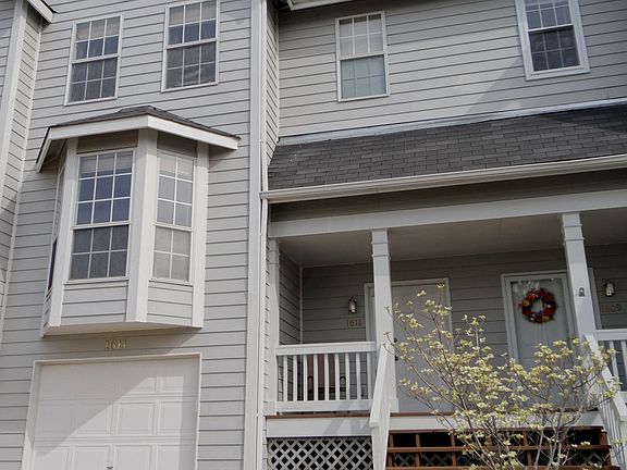 3rd image of 1611 Whispering Creek Dr