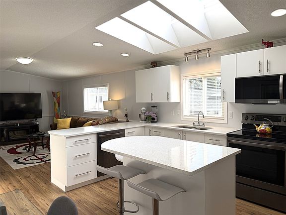 4th image of 1850 Shannon Lake Rd Unit 20