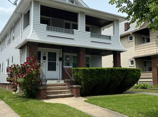 2018 Lewis Dr #2018, Lakewood, OH
