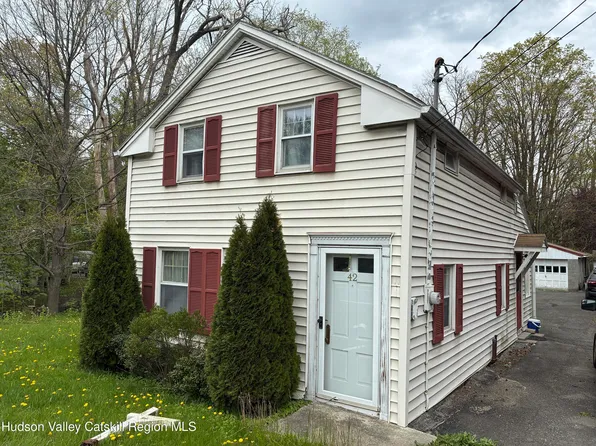 42 State Route 9h, Hudson, NY 12534