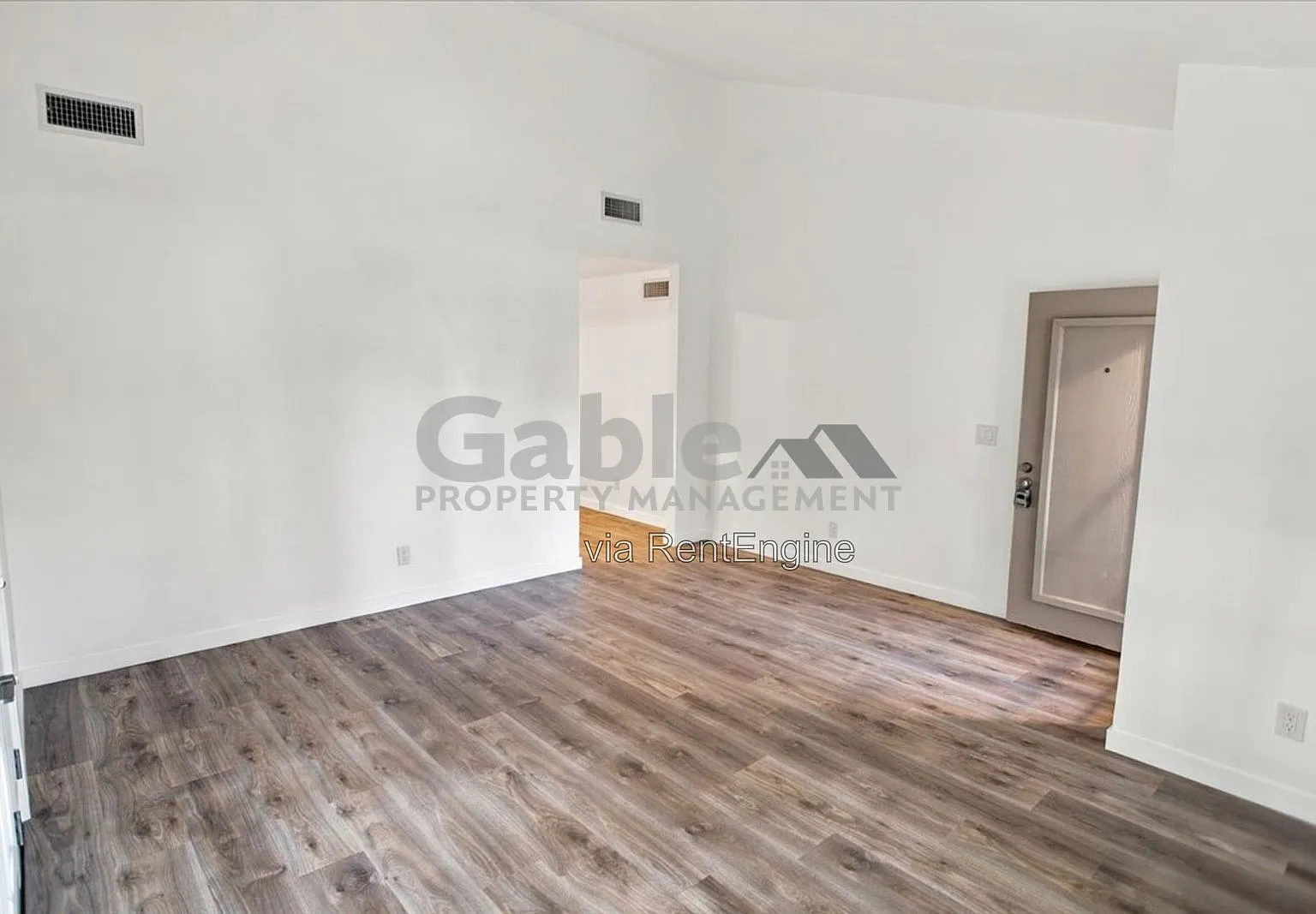 2 bed, 2.0 bath, 1267 sqft, $3,800 — Photo 4