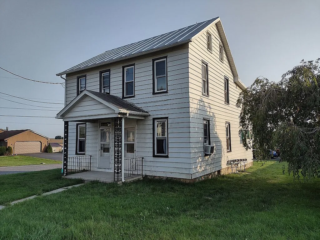 10 Rock Rd photo 1