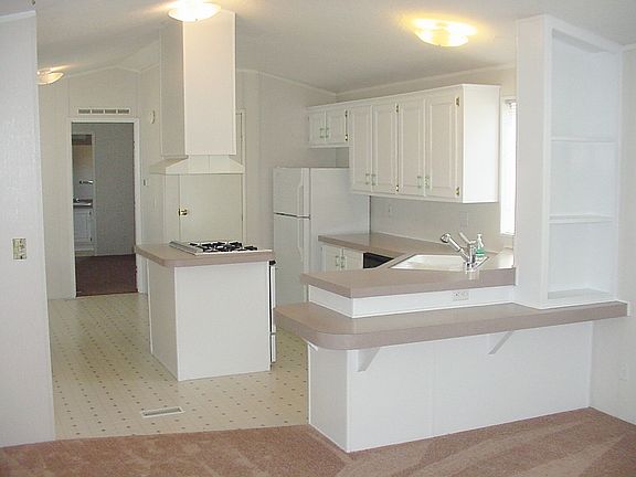 Spacious kitchen with island