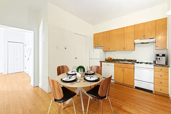 Rented by Corcoran | media 8