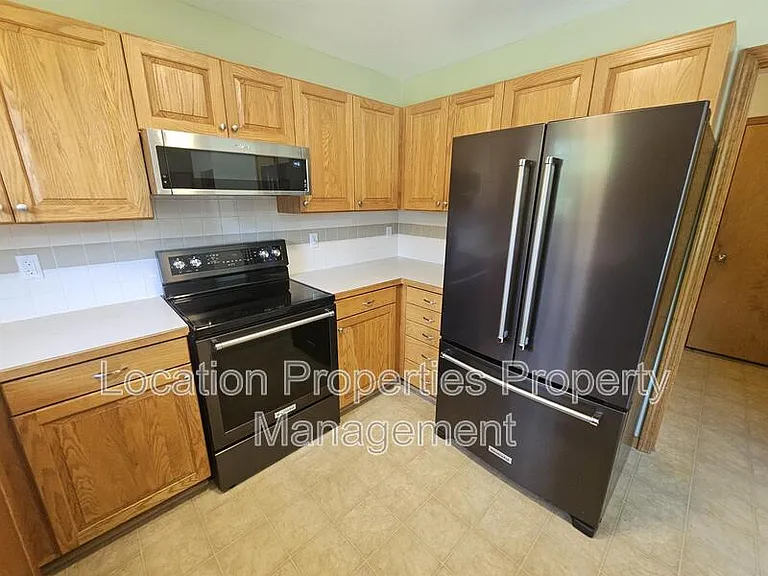 4104 Saddlehorn Dr — Photo 24