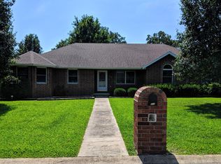 838 Cherry Hills Ln, Lebanon, MO 65536