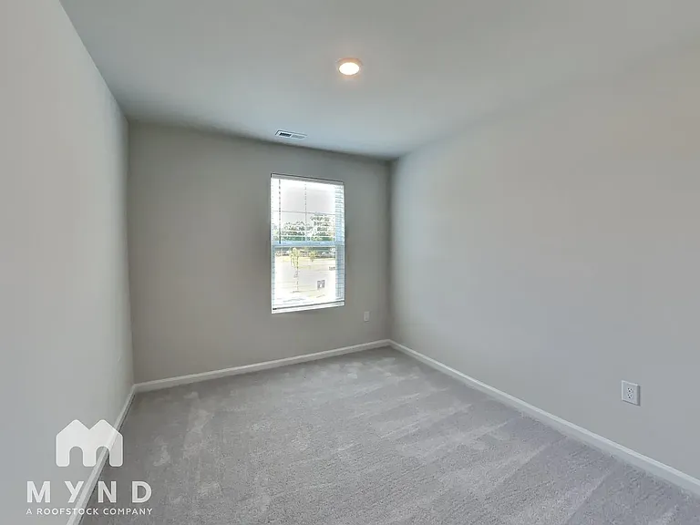 113 Peebles Dr — Photo 22