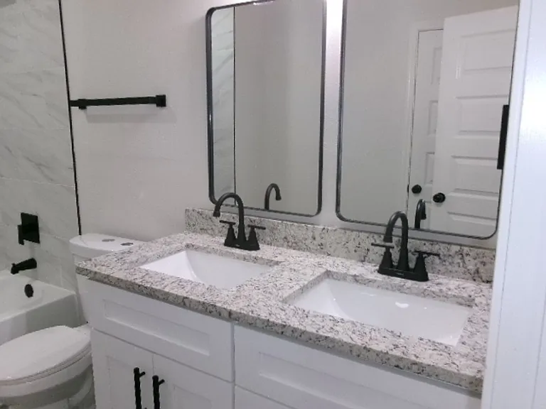 1408 W Main St — Photo 24