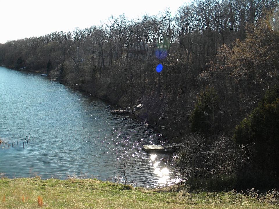 1st image of 174 N Lake Sherwood Dr