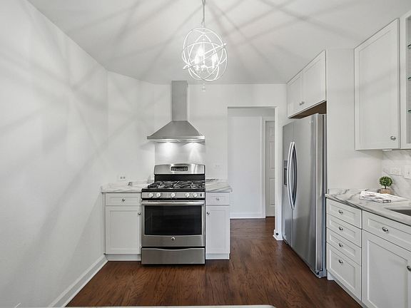 4th image of 1514 Camden Ct APT A1