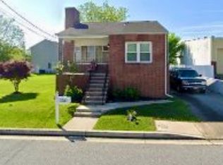 8009 Norris Ln, Baltimore, MD 21222