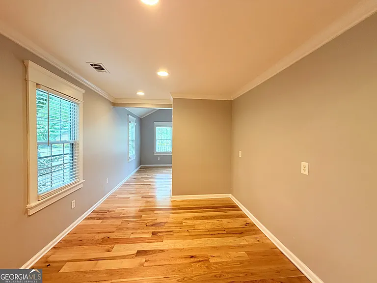 1894 North Ave NW — Photo 6