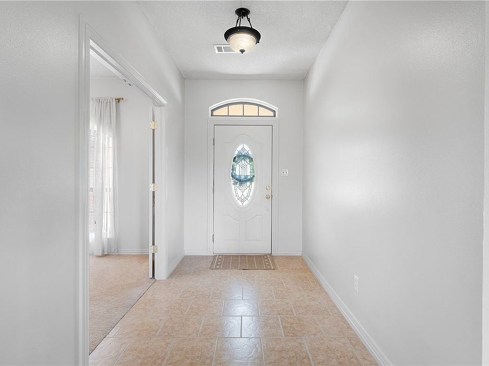 11271 Club House Pkwy, Farmington, AR 72730 | Zillow