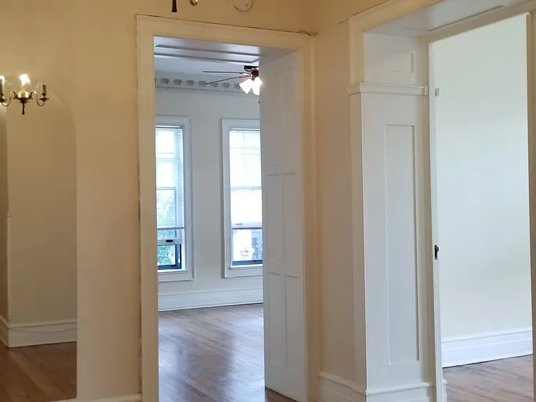 St. James Court Historic Apartments — Photo 10