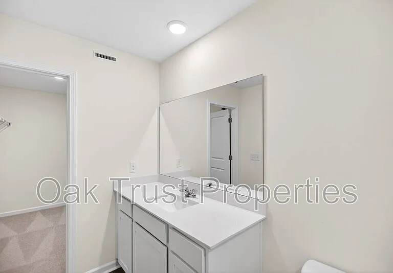 502 Townsford Ln — Photo 17
