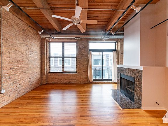 3rd image of 2310 S Canal St Unit 203