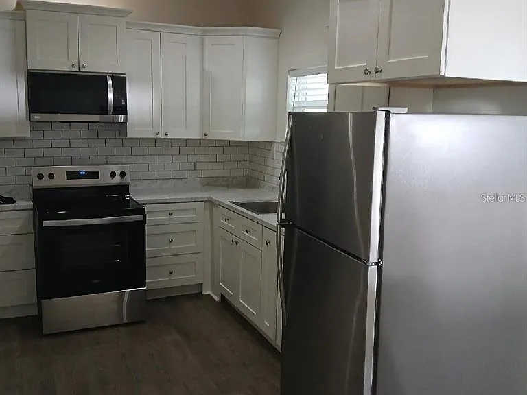 212 Broad St #13 — Photo 3