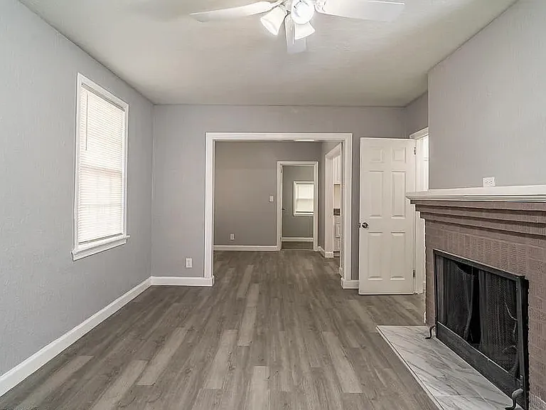 8027 Floyd St — Photo 5