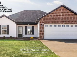 98 Hilltop St, Manchester, TN 37355