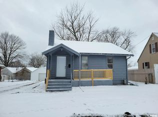 1113 S 9th St, Pekin, IL