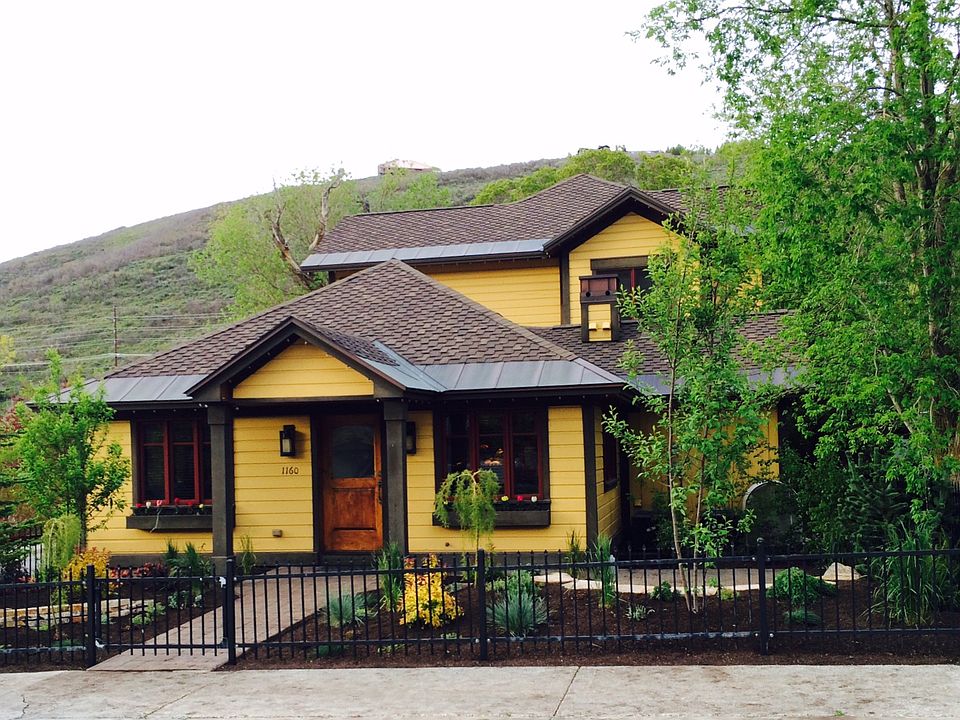 1st image of 1160 Park Ave