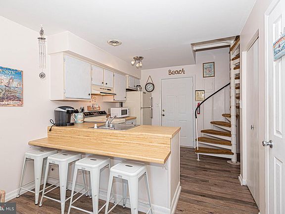 5th image of 103 123rd St #311A1