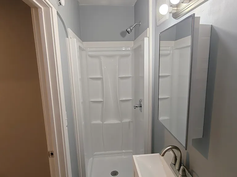 556 Chittenden St — Photo 13