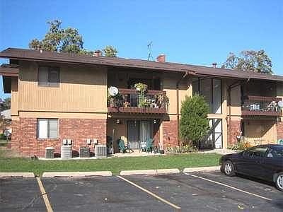 1st image of 721 W Grange Ave