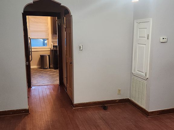 2nd image of 2719 Palmyra St
