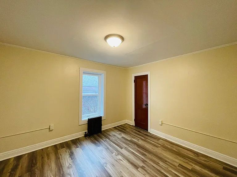 33 Follett St #B — Photo 33