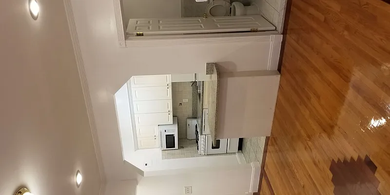 Rented by JMK Realty | media 2