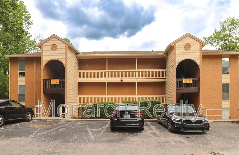 1810 NW 23rd Blvd #165 — Photo 1