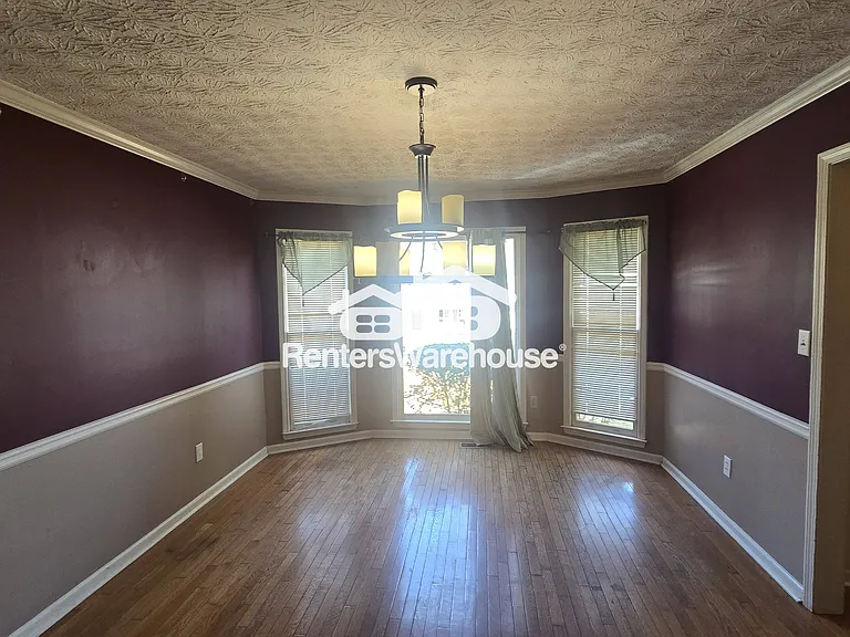 891 Providence Dr — Photo 15