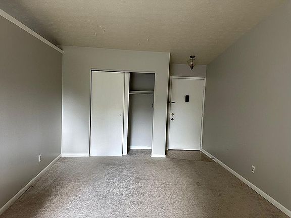 5th image of 9580 Cornell Ln #30