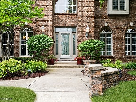 3rd image of 3179 Kingbird Ln