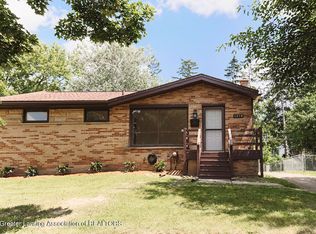 1218 Gould Rd, Lansing, MI 48917