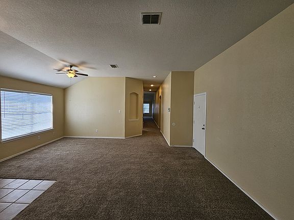 3rd image of 1232 Sweetwater Dr