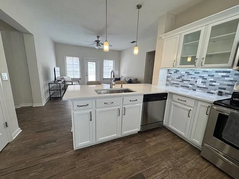 906 Pawstand Rd — Photo 14