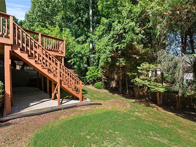 10950 Kimball Crest Dr — Photo 38