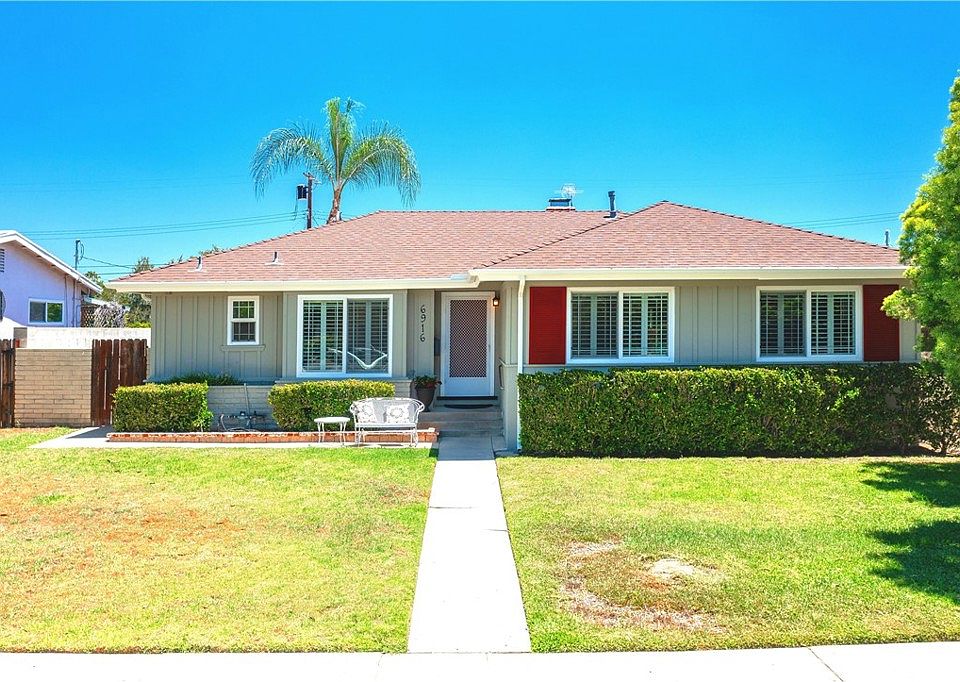1st image of 6916 Woodlake Ave