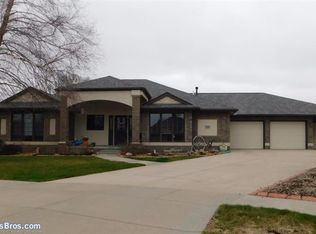 5800 Kennelley Ct, Lincoln, NE 68516