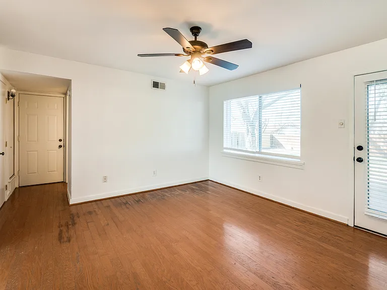 14423 Sunrose Ln — Photo 22