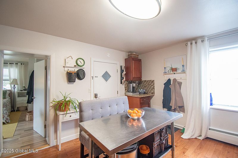 5th image of 43 Whitehall Street