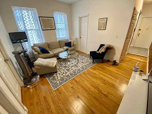 Rented by J PRESTON AND ASSOCIATES INC | media 2