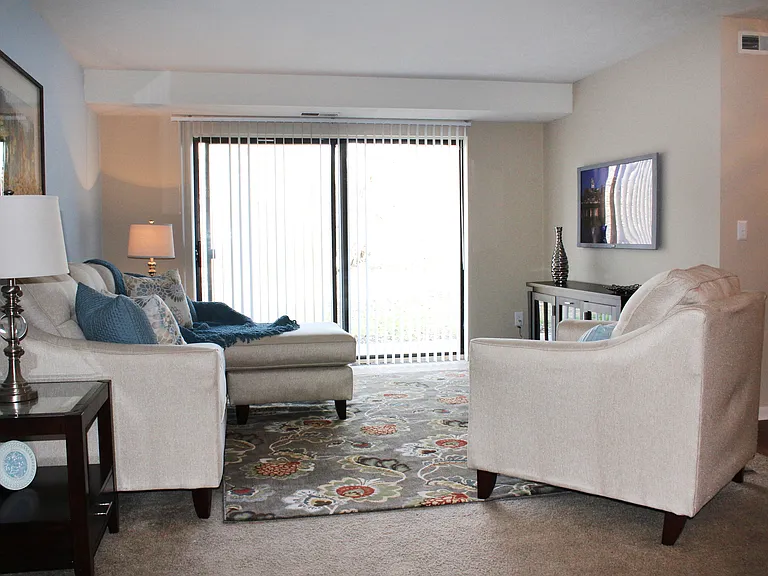 Hunter's Creek Apartments — Photo 23