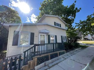 525 N Wisconsin St, Port Washington, WI 53074