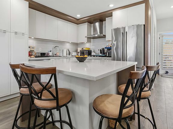 5th image of 8447 115th St #8